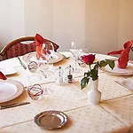 Logis De La Rose 3* Doué-la-Fontaine