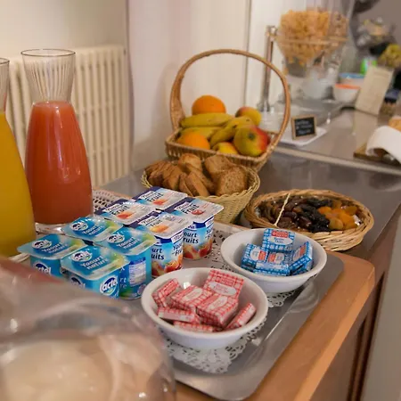 Hotel Logis De La Rose Doué-la-Fontaine