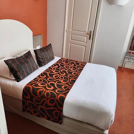 Logis De La Rose Hotel 3*