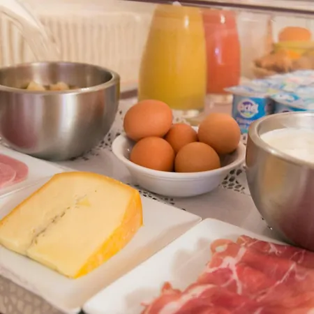 Logis De La Rose ホテル