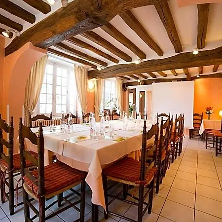 Logis De La Rose 3*