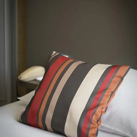 Hotel Logis De La Rose