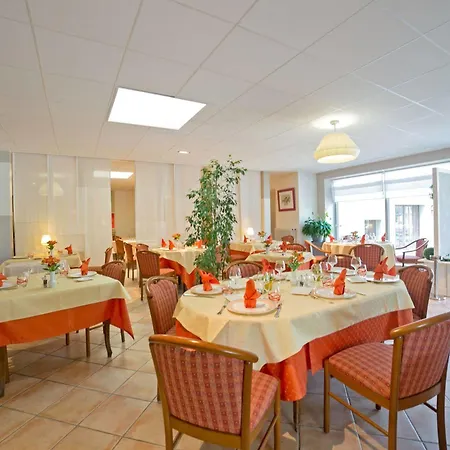 Logis De La Rose ホテル